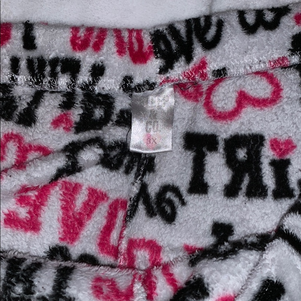 Fuzzy 3x PJS - Picture 3 of 6